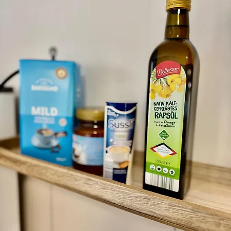 Апартаменты Fewo-palmtrees 3 - Grosse Und Moderne 2 Zimmerwohnung Mit Sued-west Balkon In Gladbeck-mitte Naehe Movie Park Und Arena Aufschalke Гладбек