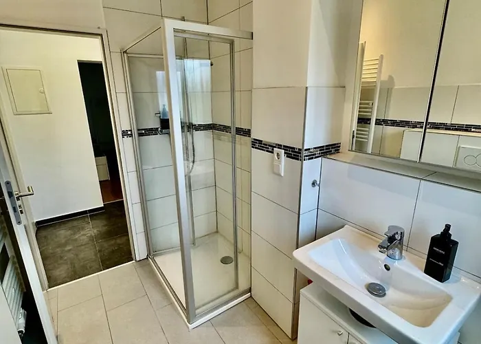 Apartamento Fewo-palmtrees 3 - Grosse Und Moderne 2 Zimmerwohnung Mit Sued-west Balkon In Gladbeck-mitte Naehe Movie Park Und Arena Aufschalke *