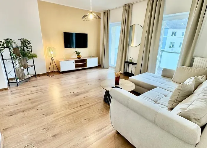Apartamento Fewo-palmtrees 3 - Grosse Und Moderne 2 Zimmerwohnung Mit Sued-west Balkon In Gladbeck-mitte Naehe Movie Park Und Arena Aufschalke Gladbeck