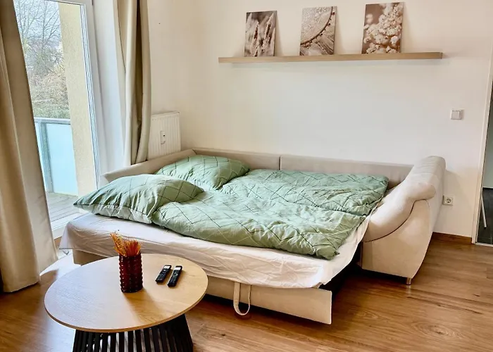 Fewo-palmtrees 3 - Grosse Und Moderne 2 Zimmerwohnung Mit Sued-west Balkon In Gladbeck-mitte Naehe Movie Park Und Arena Aufschalke 公寓